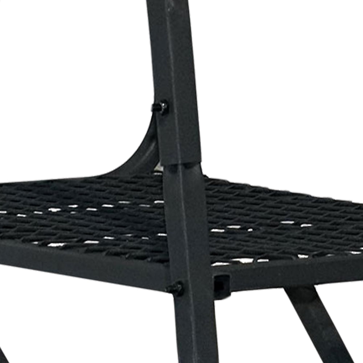 Ladder Treestand with Flip Back Seat D12701