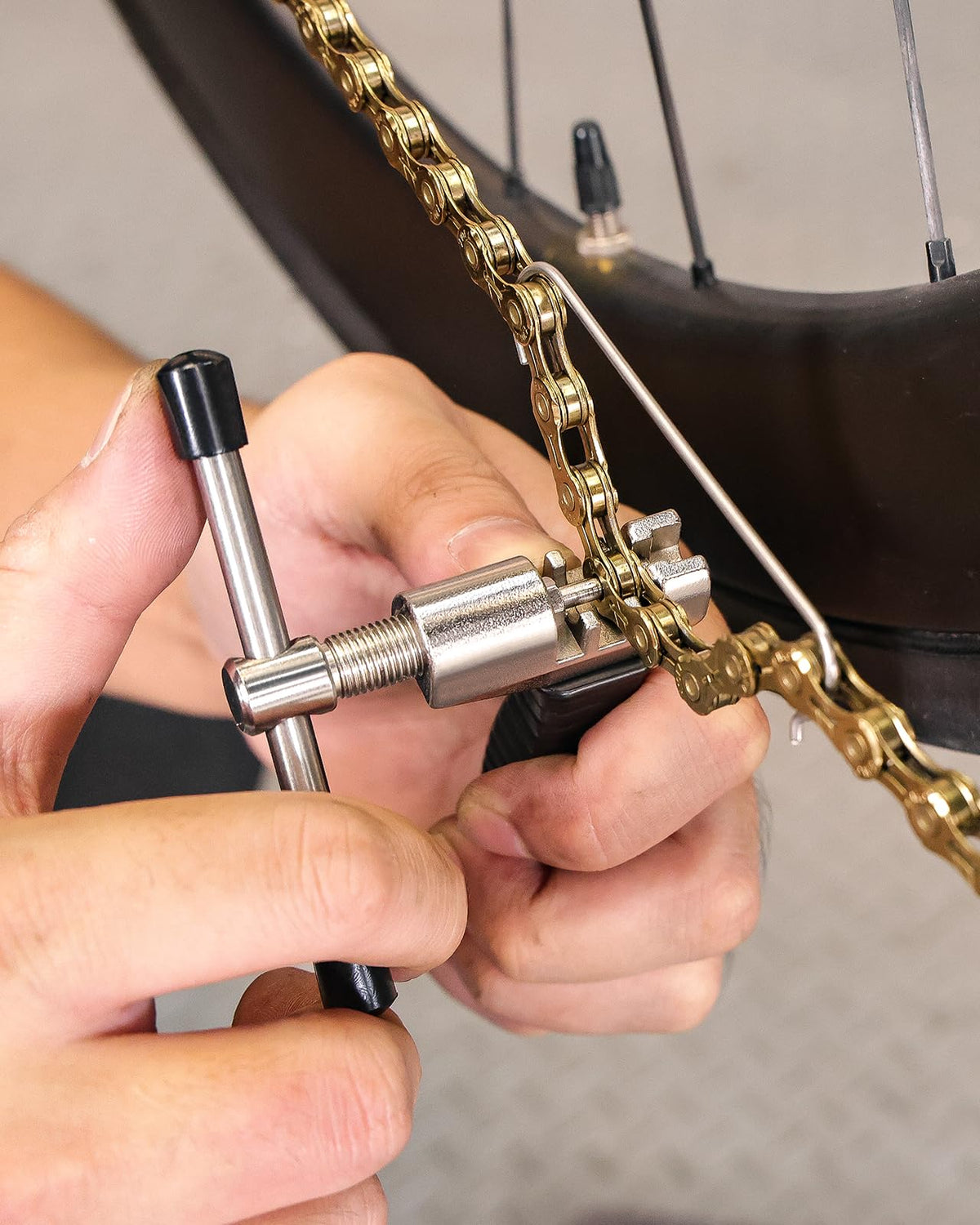 Bike Chain Tool for 6-12 Speed Chains V180504